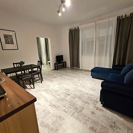 Color Apartments Old Town Center 布加勒斯特 外观 照片