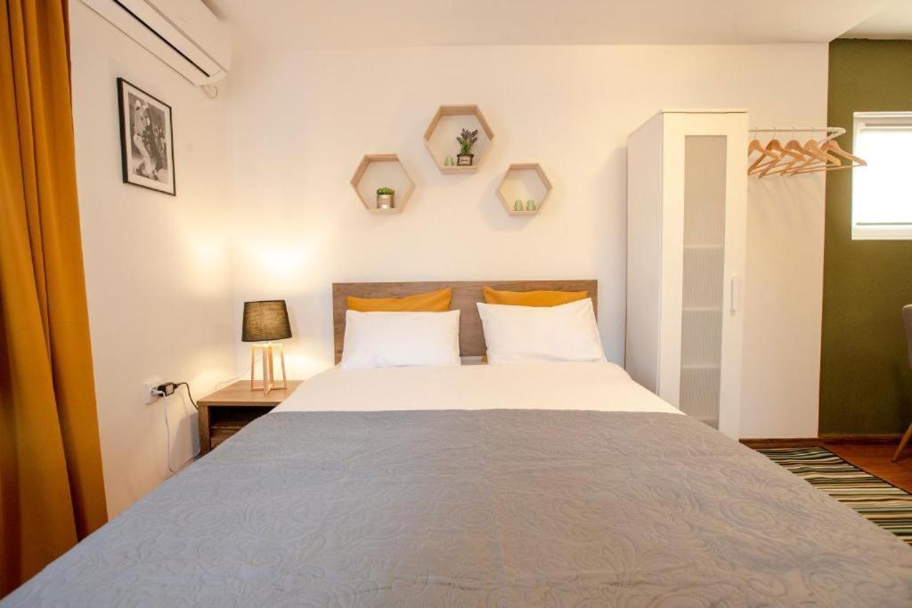 Color Apartments Old Town Center 布加勒斯特 外观 照片