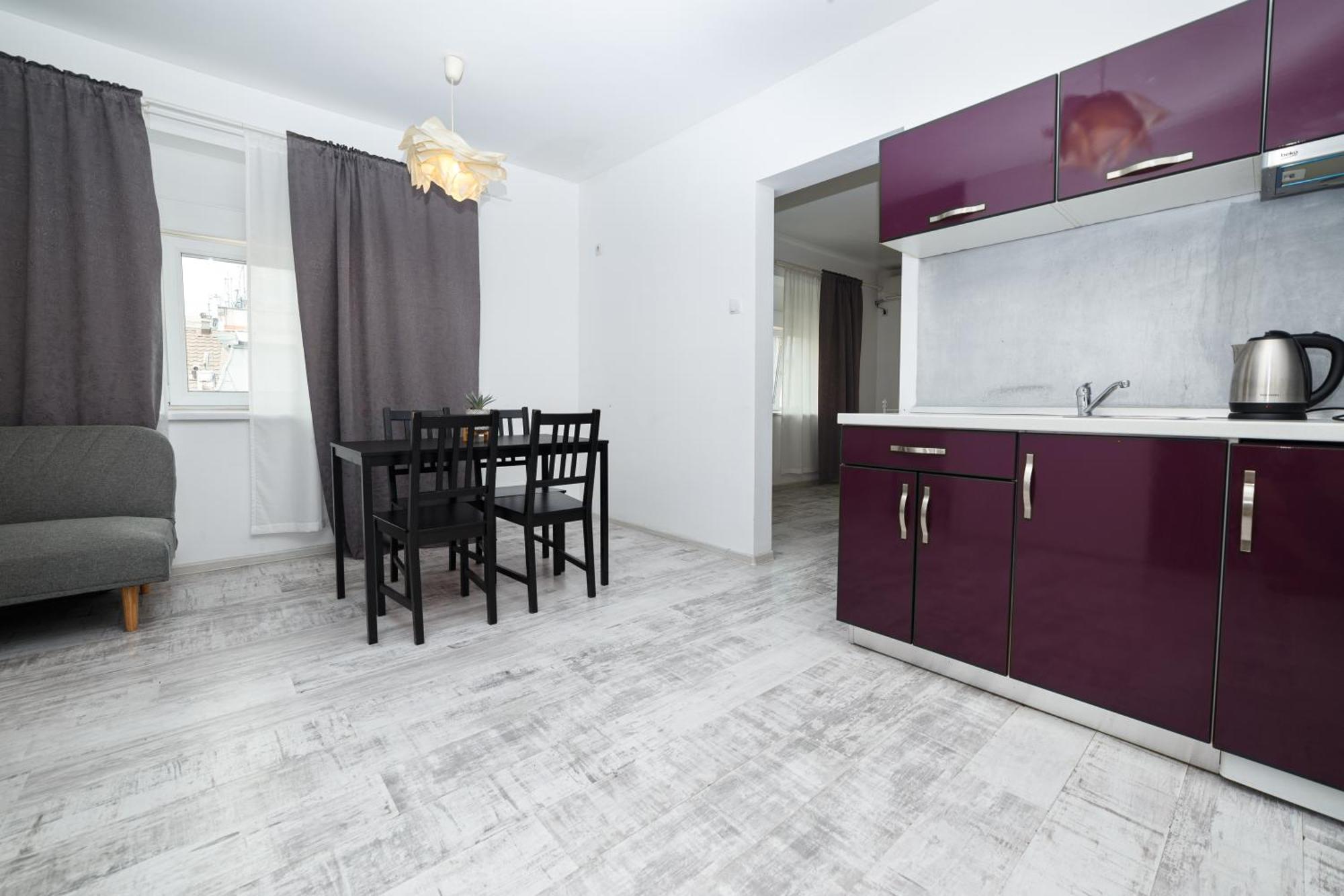 Color Apartments Old Town Center 布加勒斯特 外观 照片