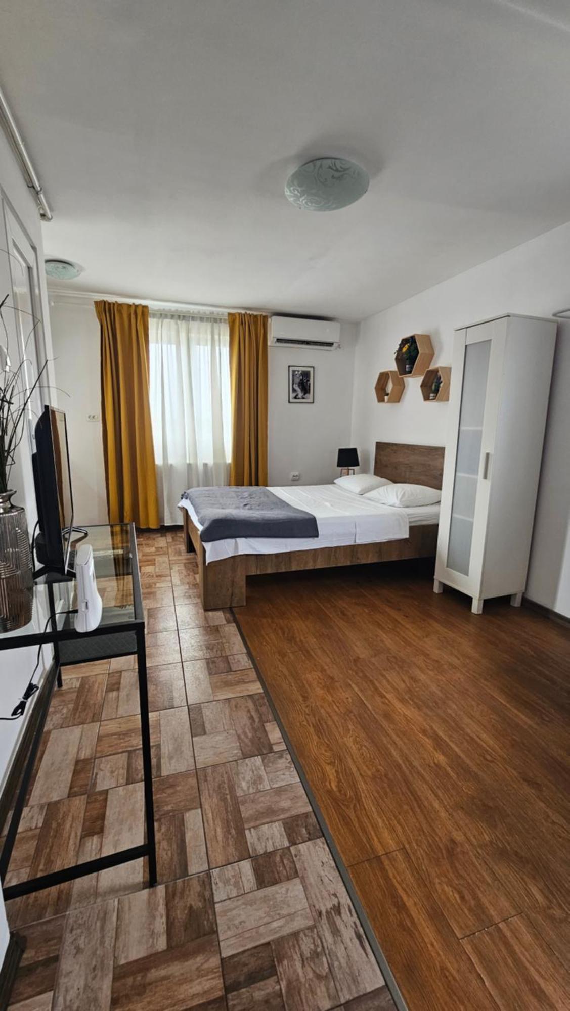 Color Apartments Old Town Center 布加勒斯特 外观 照片