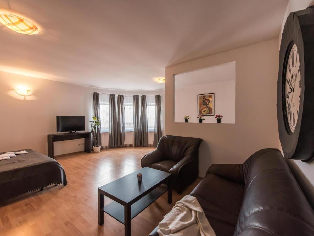 Color Apartments Old Town Center 布加勒斯特 外观 照片