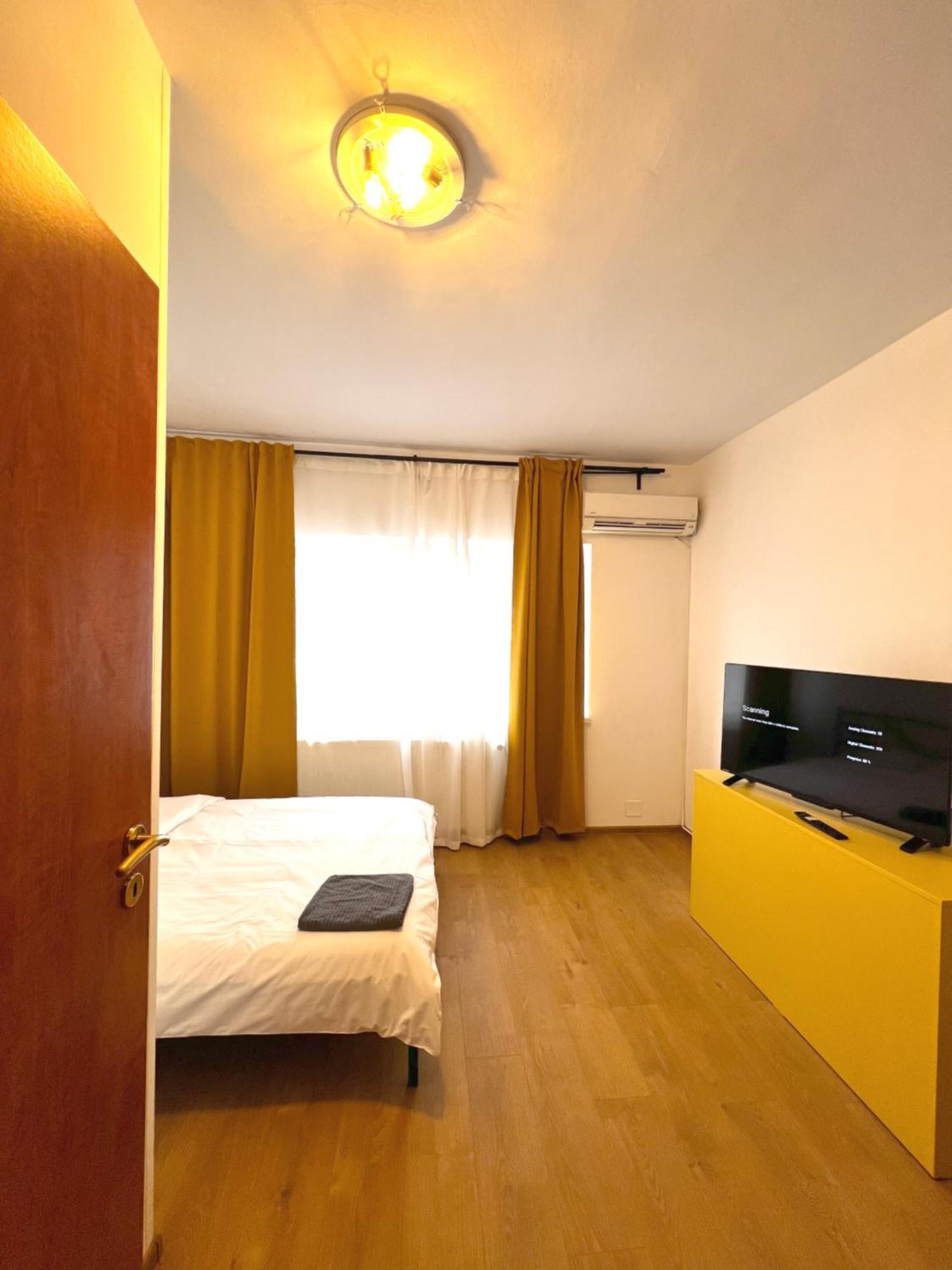 Color Apartments Old Town Center 布加勒斯特 外观 照片