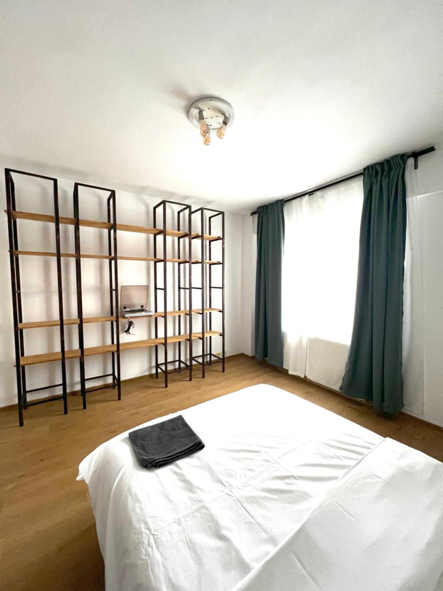 Color Apartments Old Town Center 布加勒斯特 外观 照片